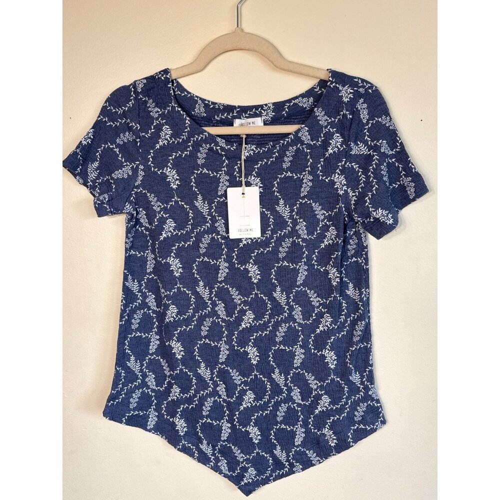 Follow Me Womens Blue Floral Print Short Sleeve Top S Polyester Blend